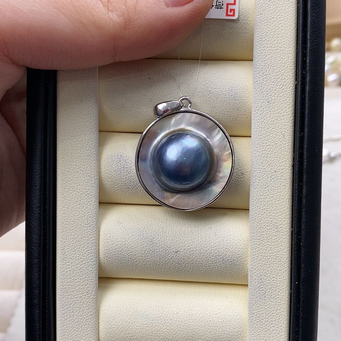 拼合珍珠（马贝珠）颈饰未镶嵌