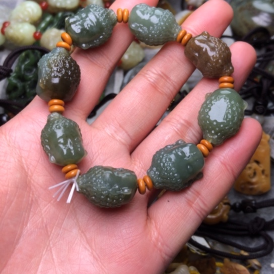 和田玉手链未镶嵌