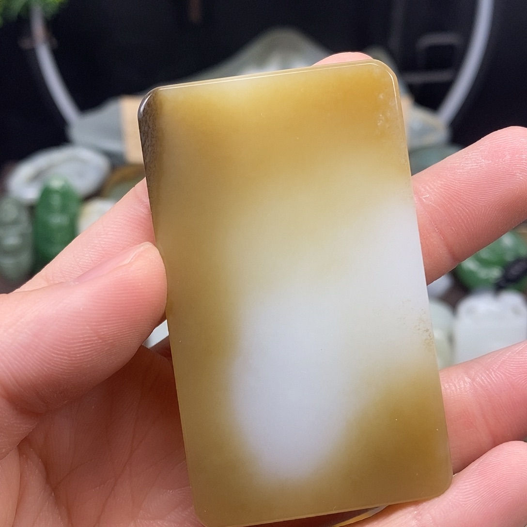 和田玉颈饰未镶嵌18