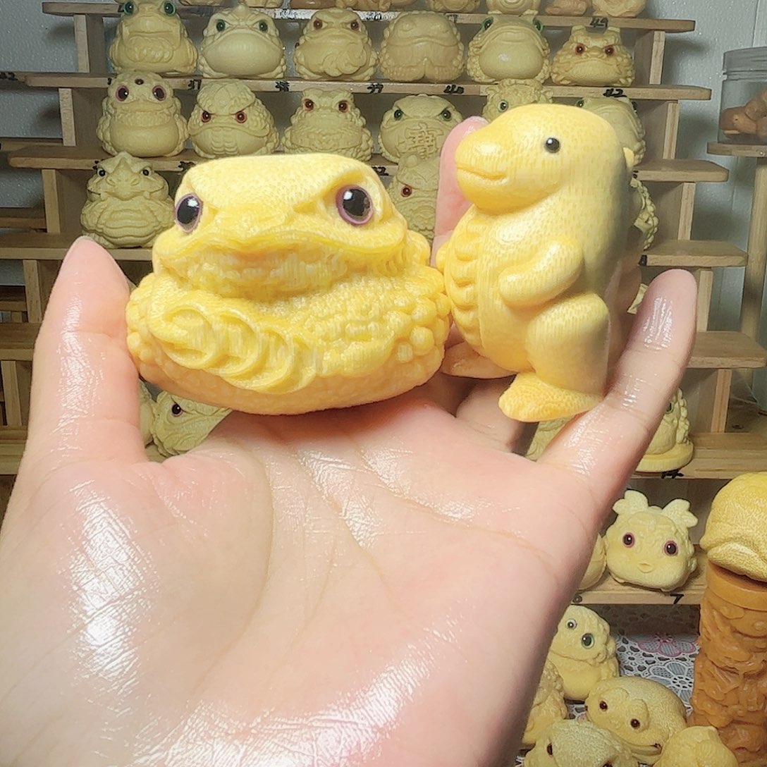 竹先**己腰缠万贯带油带把件