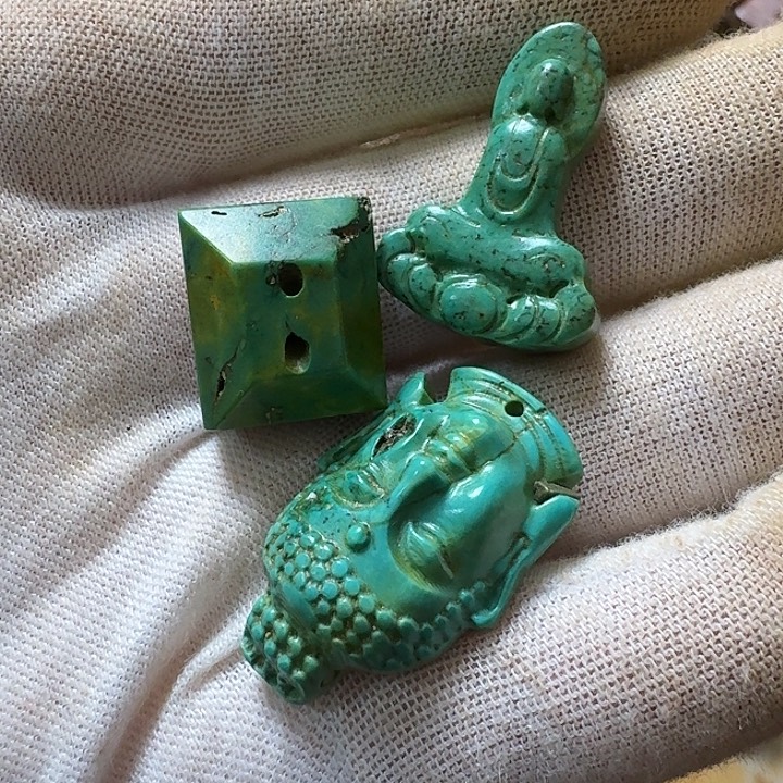 和田玉未镶嵌挂件