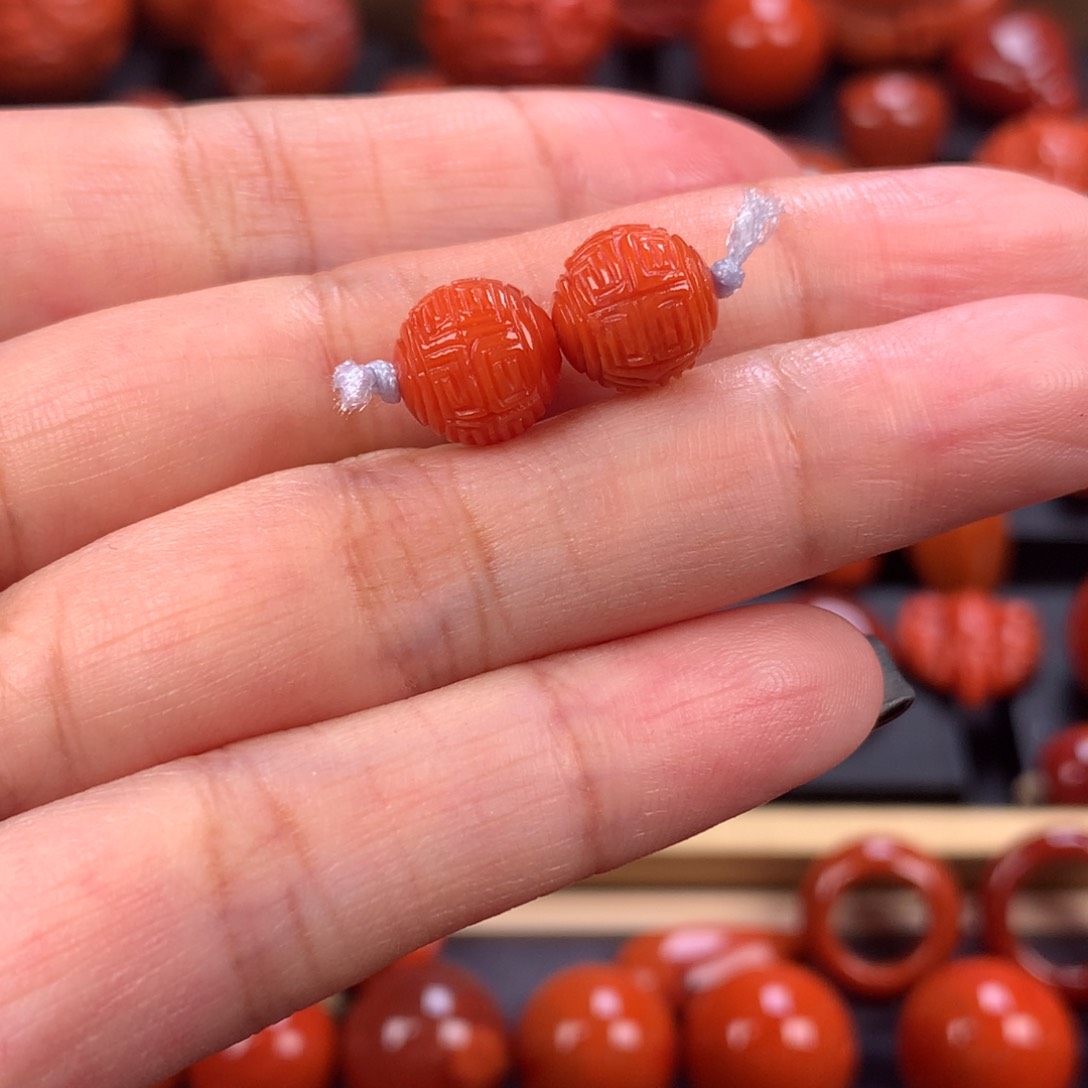 未镶嵌回纹圆珠对珠9mm南红玛瑙