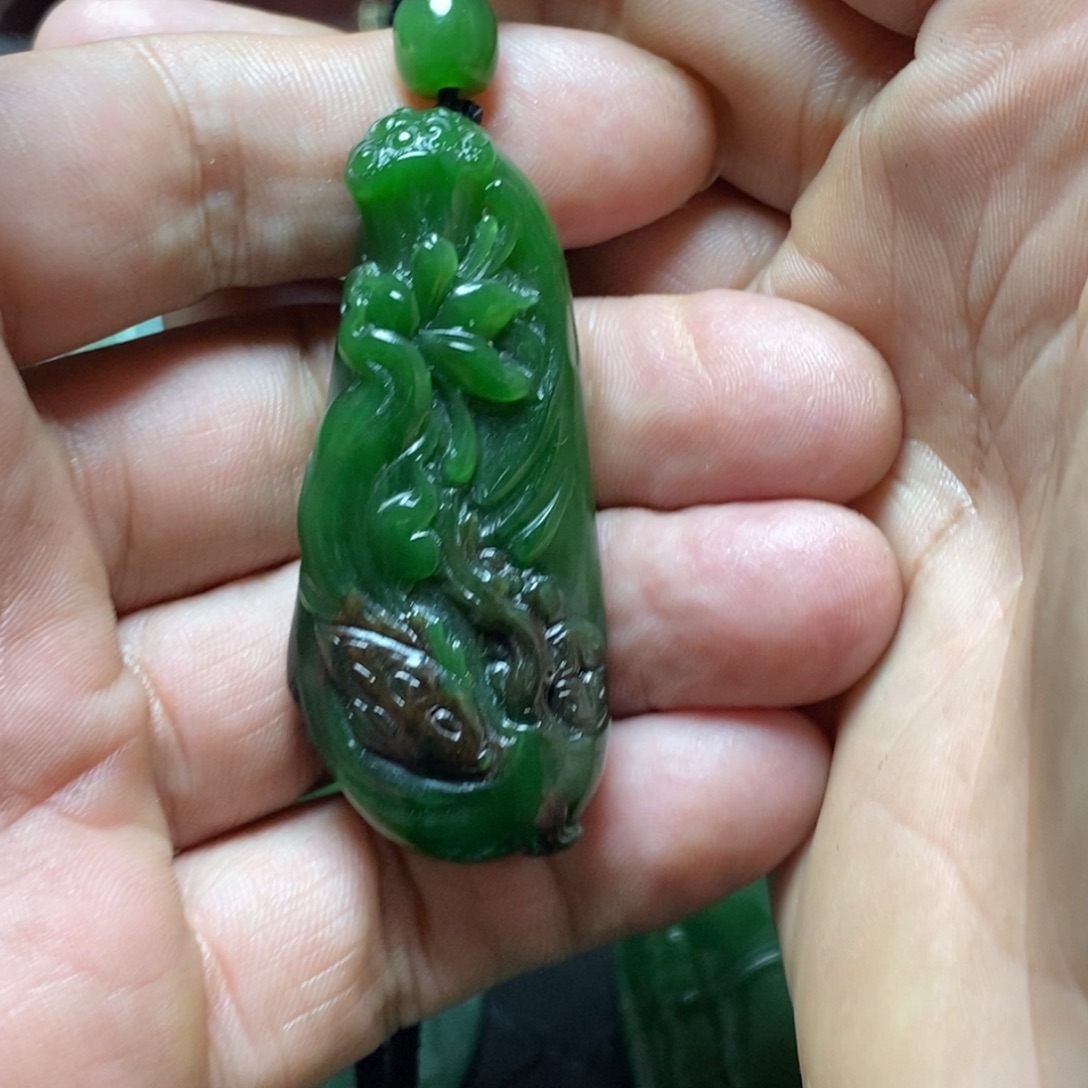 风***絮和田玉（碧玉）未镶嵌挂件