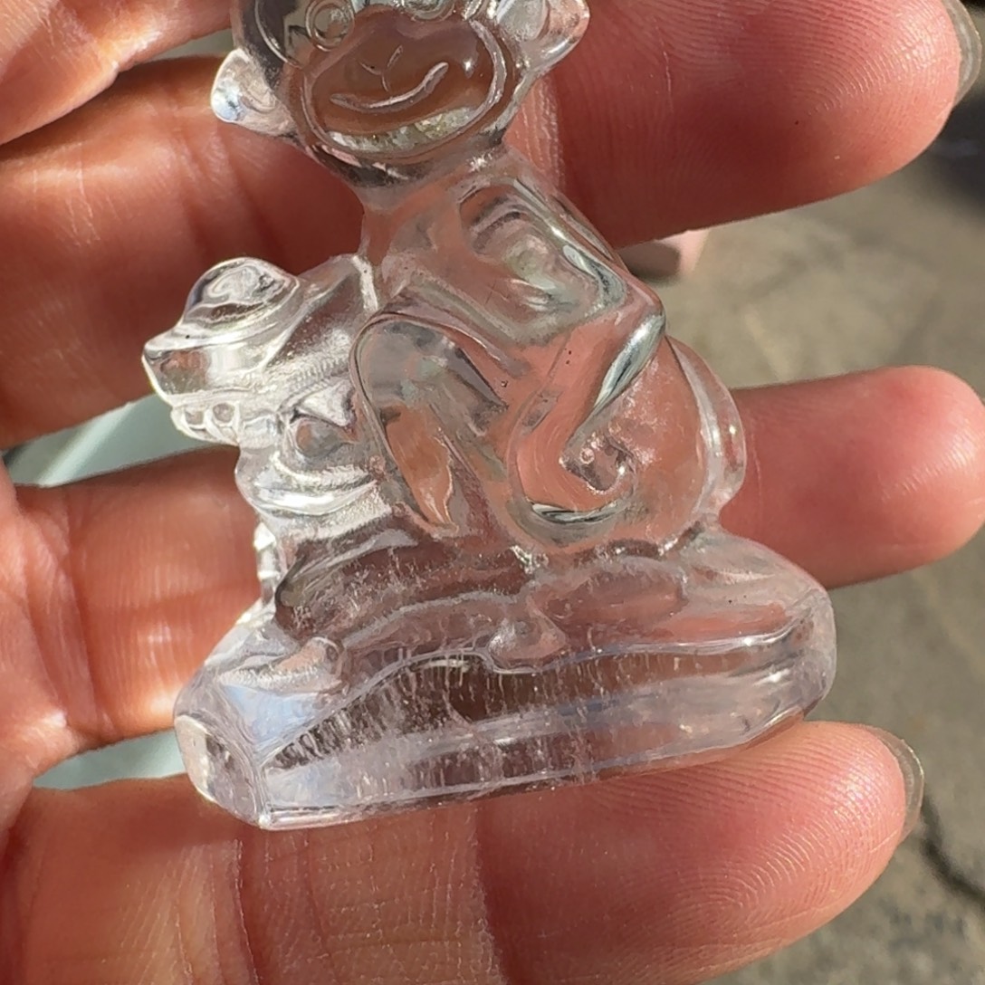 紫***吸水晶未镶嵌珠宝半成品