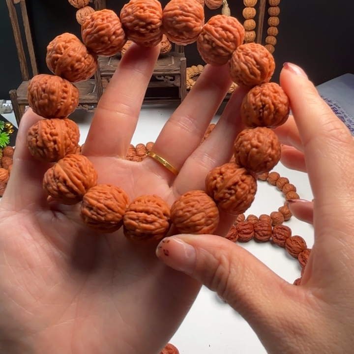 M***h文玩核桃手串小核桃10