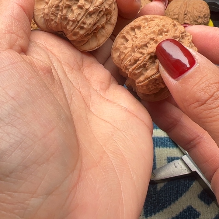 吊坠桃核文玩雪麒麟41