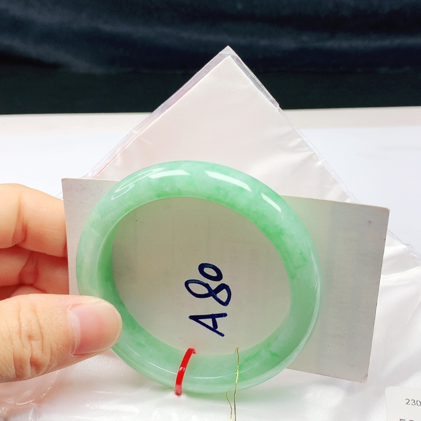 【闪购商品】翡翠手镯未镶嵌53➕圈口