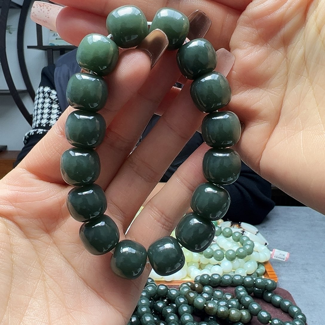 和田玉未镶嵌手链14且末