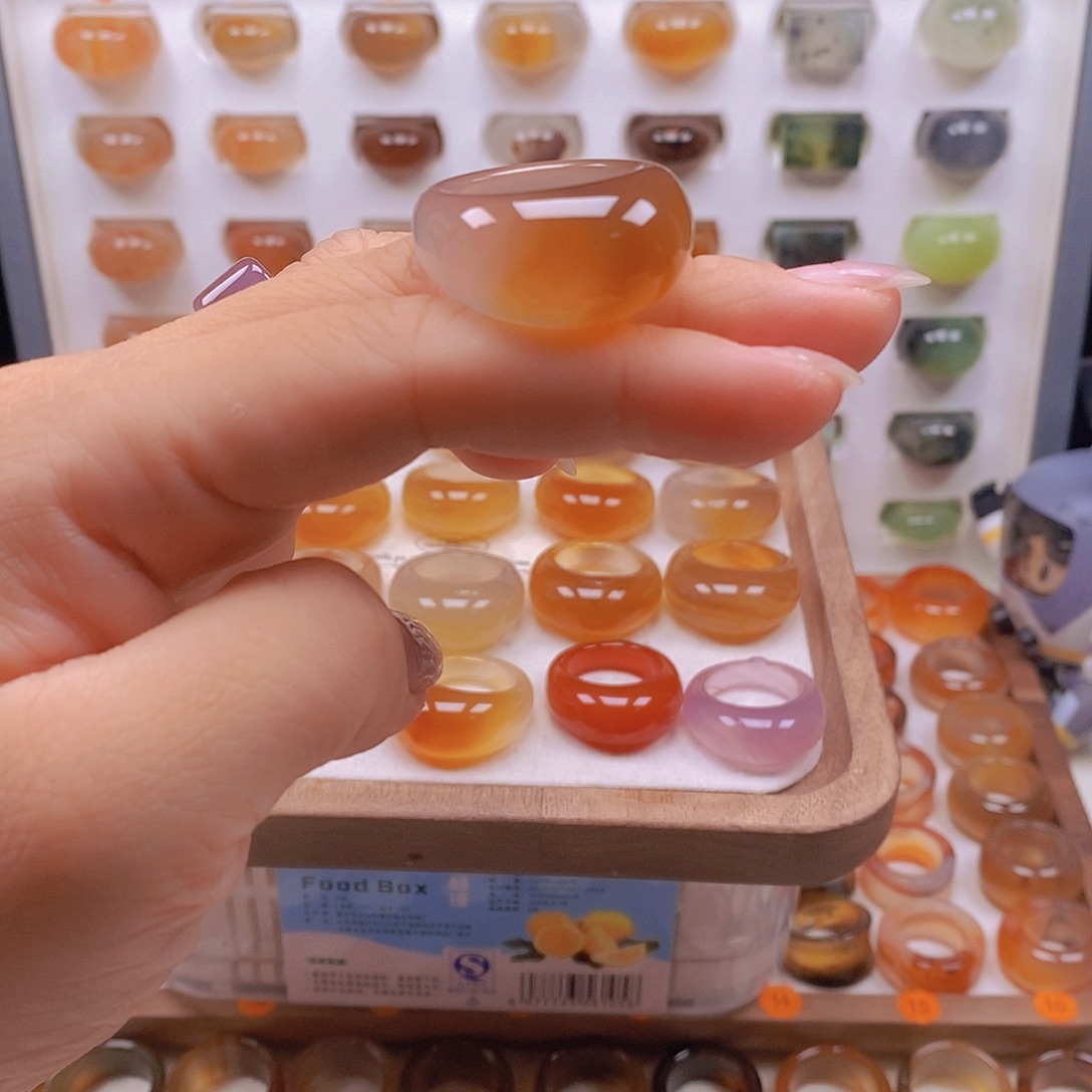 爱***…未镶嵌戒指玛瑙/玉髓港21