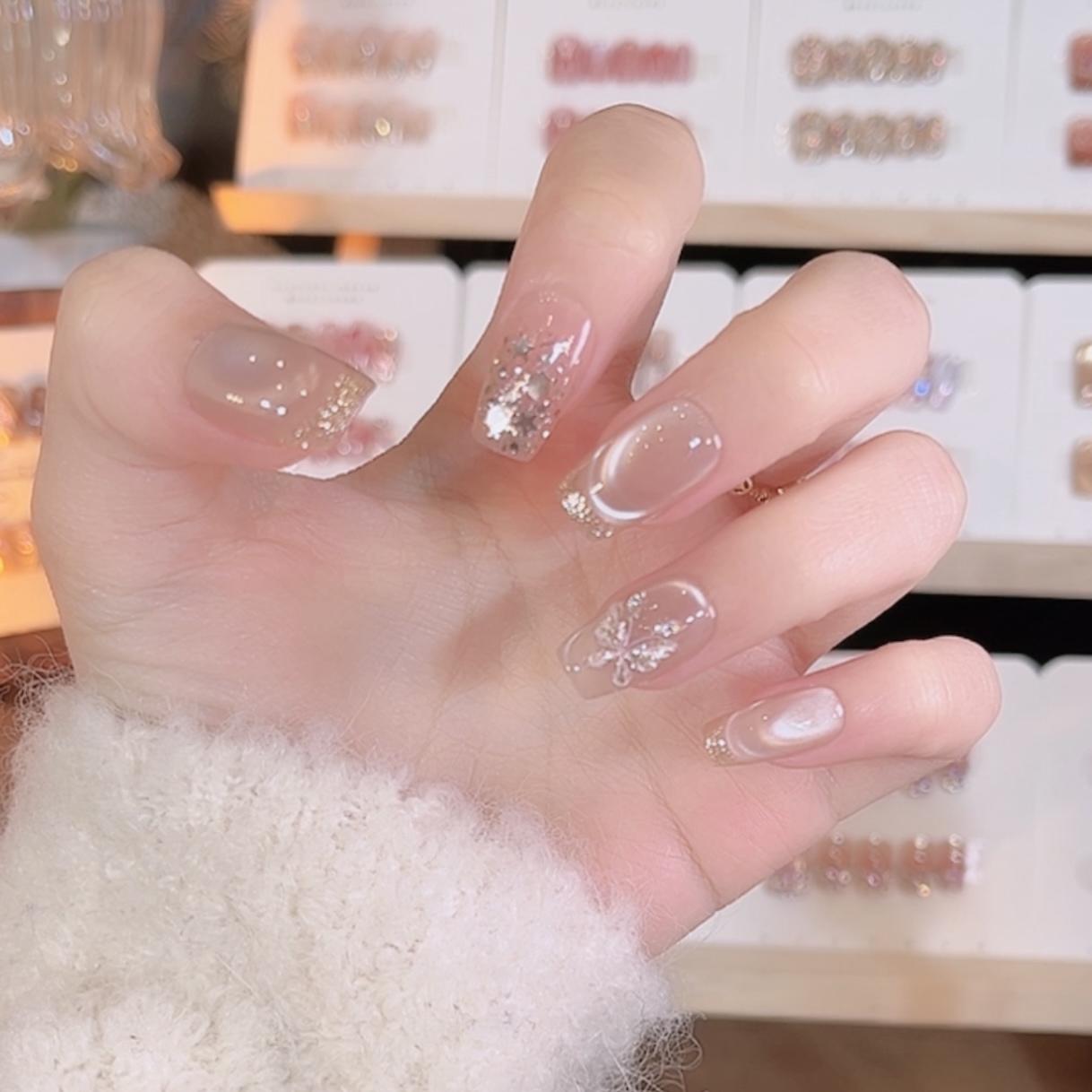 【篇章】纯手工穿戴甲裸粉色蝴蝶美甲10片