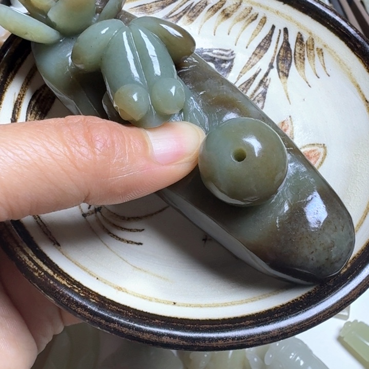 瓷片以**道新号开播瓷器盘子