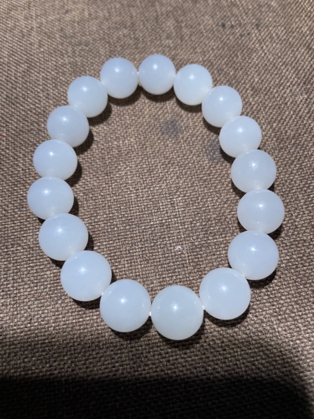 和田白玉，圆珠手串