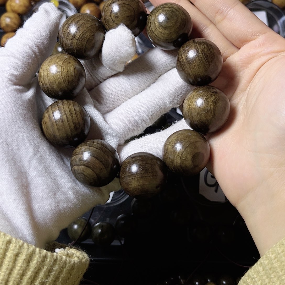 找****替2.5阴沉木手串一串