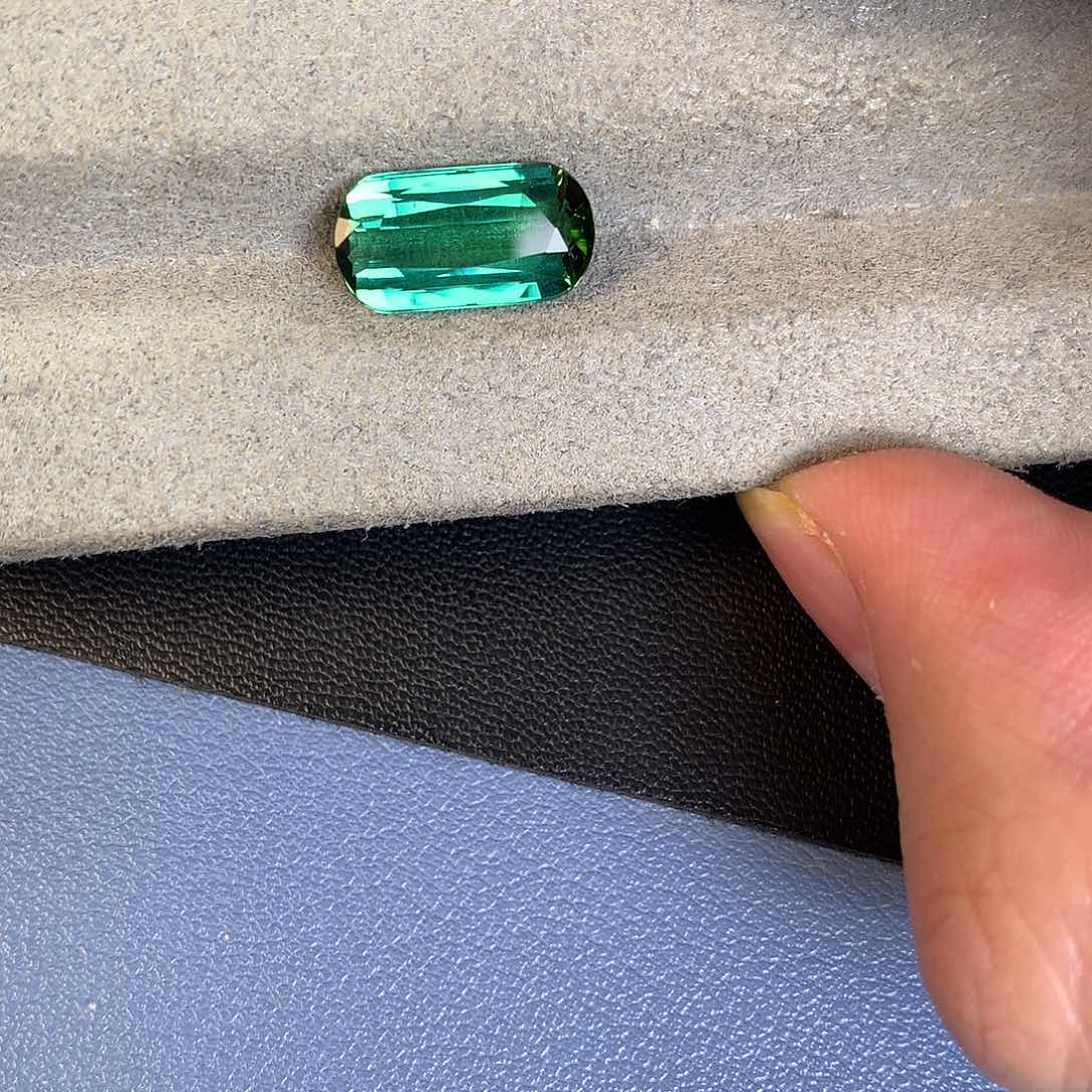 裸石未镶嵌碧玺4.56 拉贡