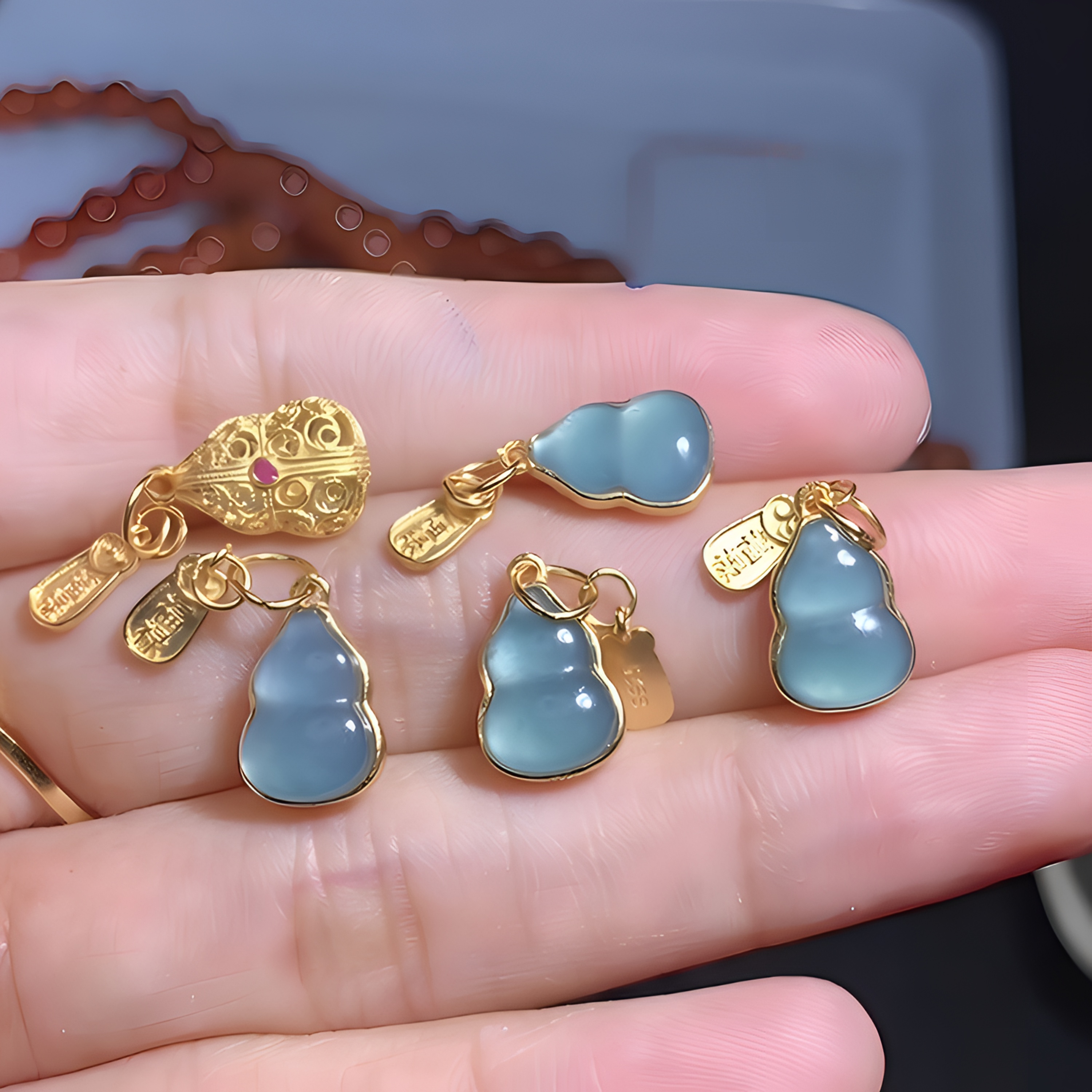 s925银天然蓝水翡翠葫芦天空蓝福禄滴流13x8左右一枚(A1-252)