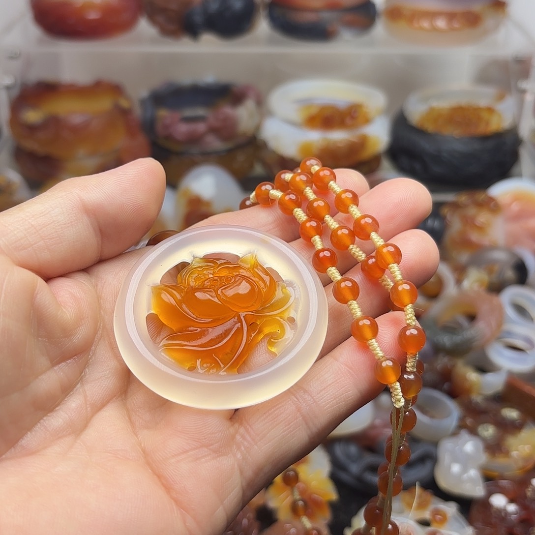 鳳***州玛瑙/玉髓未镶嵌吊坠(赠链)