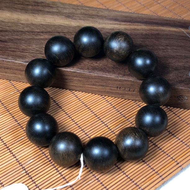 芽庄白奇楠沉香2.0留疤沉水级手串