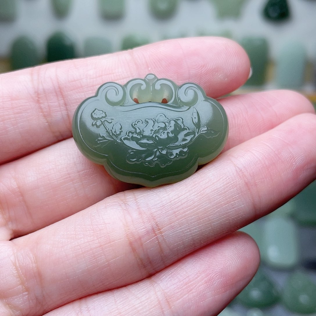 和田玉挂件未镶嵌