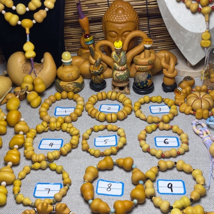 不***茫大叶紫檀（黑酸枝木类）