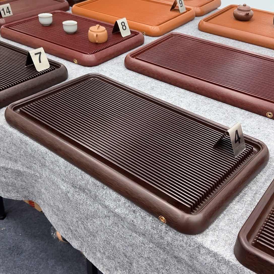 泽**织70405紫色圆边。   