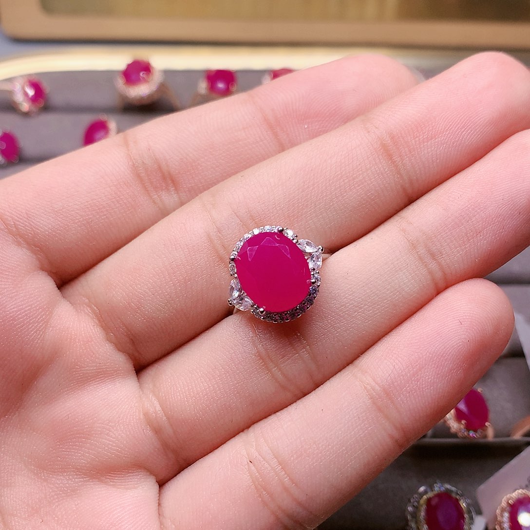 红宝石戒指银S925镶嵌豆****星