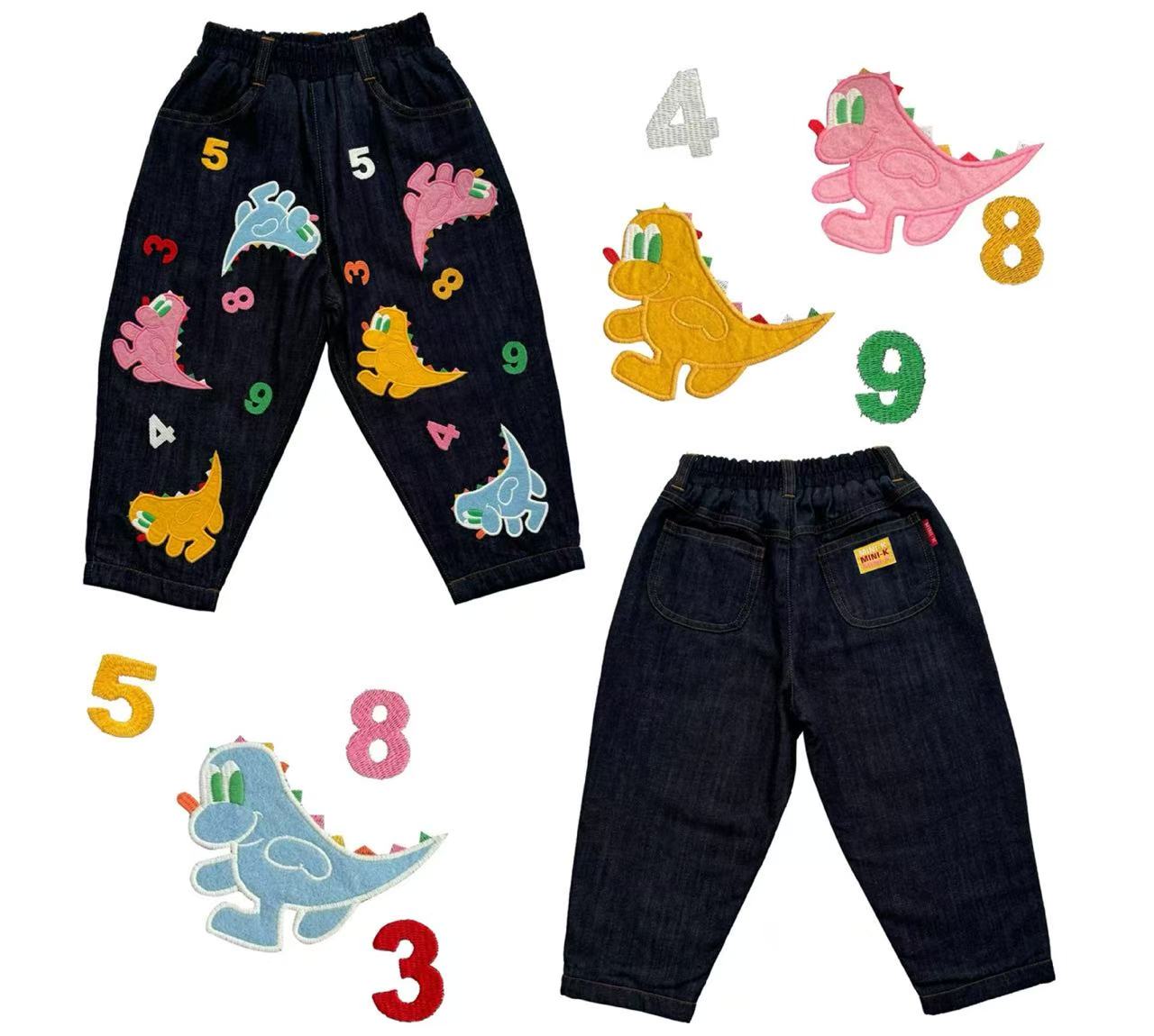 福宝宝春款贴布彩色恐龙牛仔裤