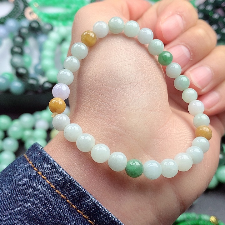 翡翠颈饰未镶嵌手串