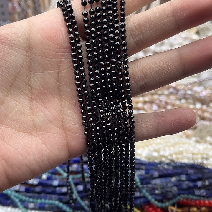 未镶嵌玛瑙/玉髓珠宝半成品一条3mm左右黑尖晶刻面