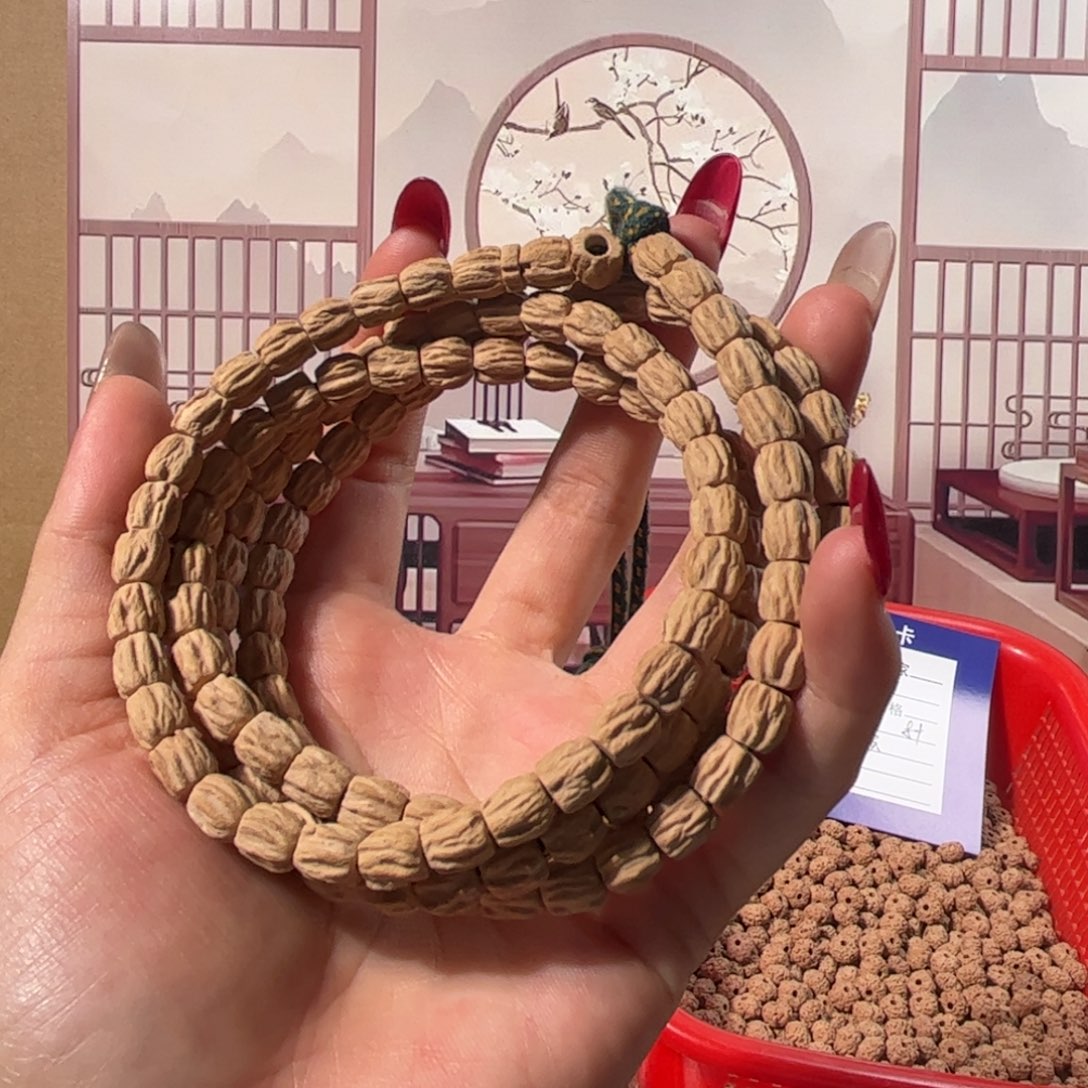 吊坠柏香籽/百香籽顺纹柏香2号链接