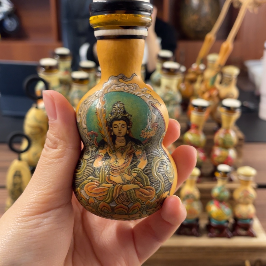 申***珀大叶紫檀（黑酸枝木类）