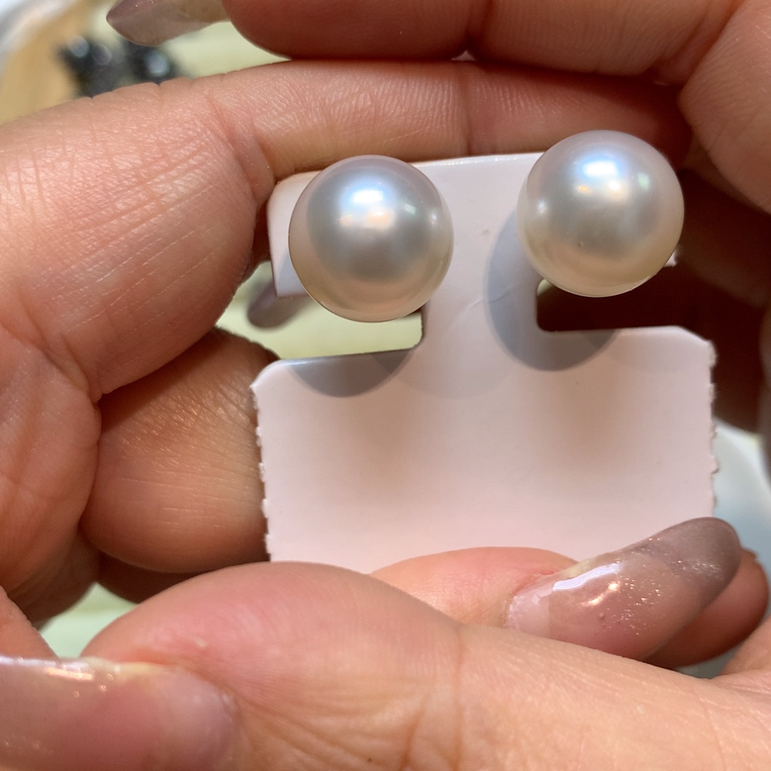 海水珍珠耳饰18K金镶嵌
