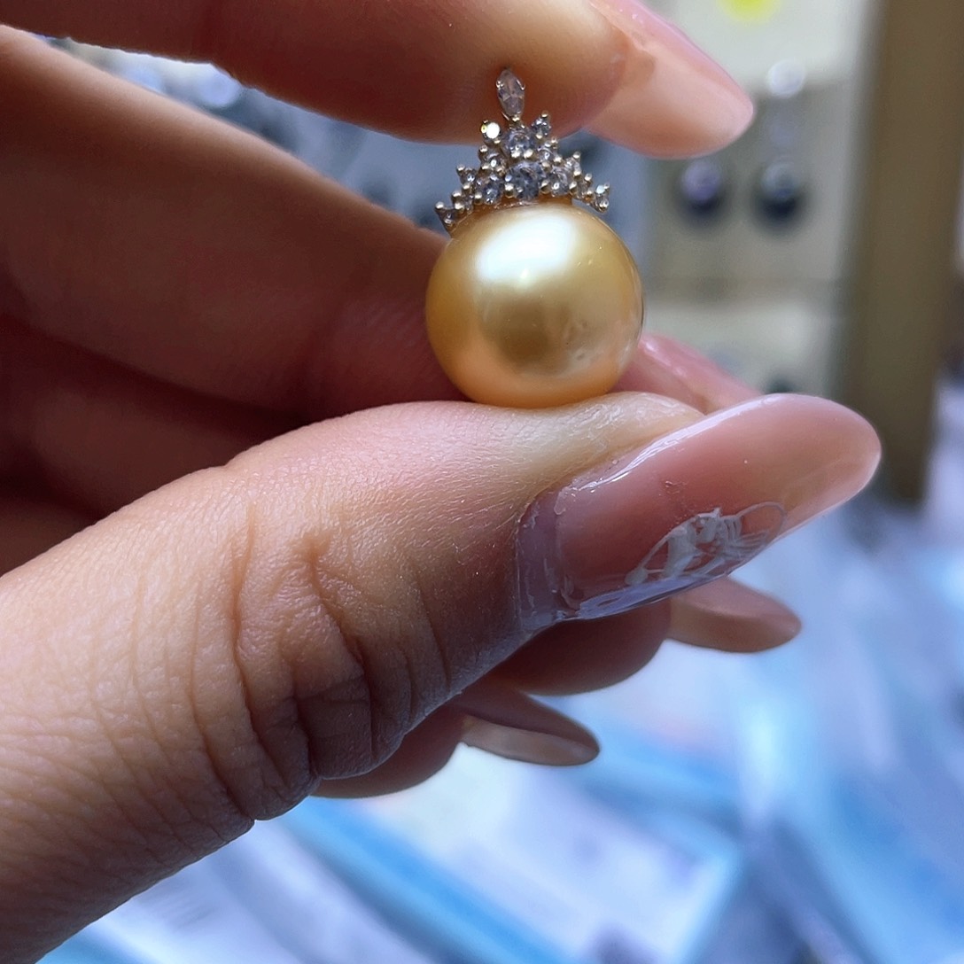 海水珍珠颈饰18K金镶嵌