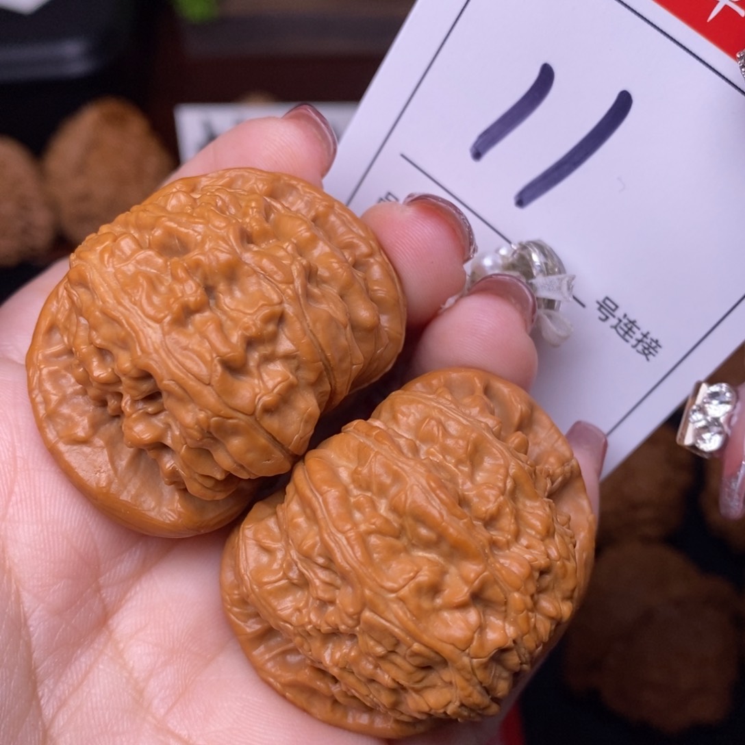 文玩核桃把件11闷尖狮子头4.2