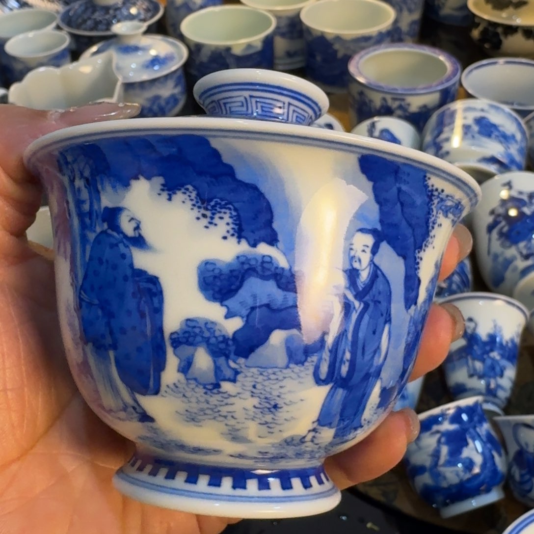 叶*景德镇陶瓷手绘盖碗