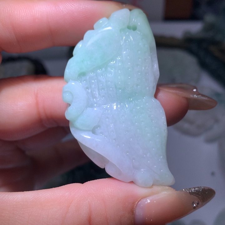 翡翠未镶嵌颈饰保真天然A货翡翠