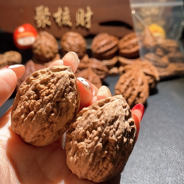 文玩核桃吊坠聚核财婉楸30