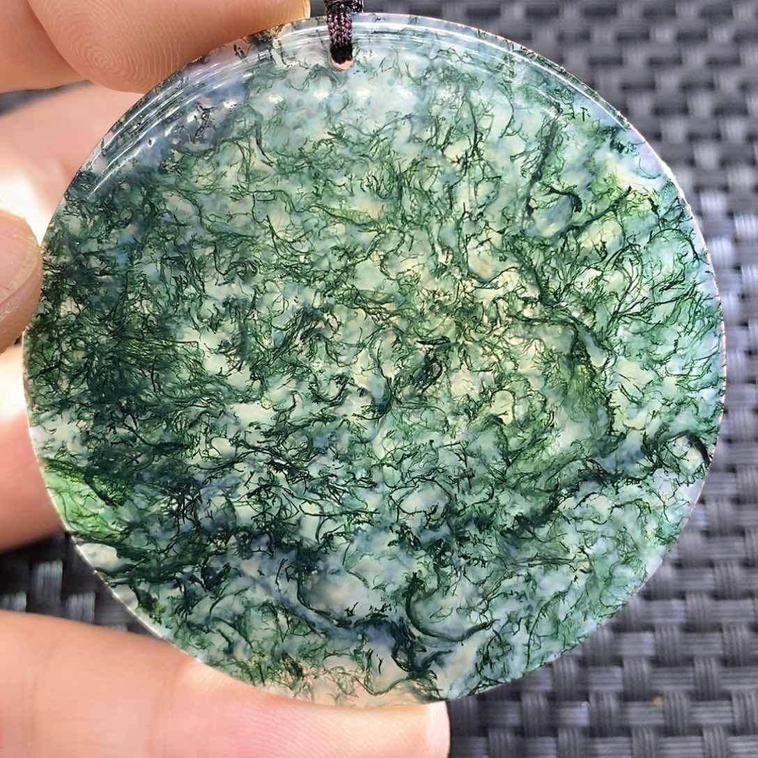 玛瑙/玉髓颈饰未镶嵌龙**下