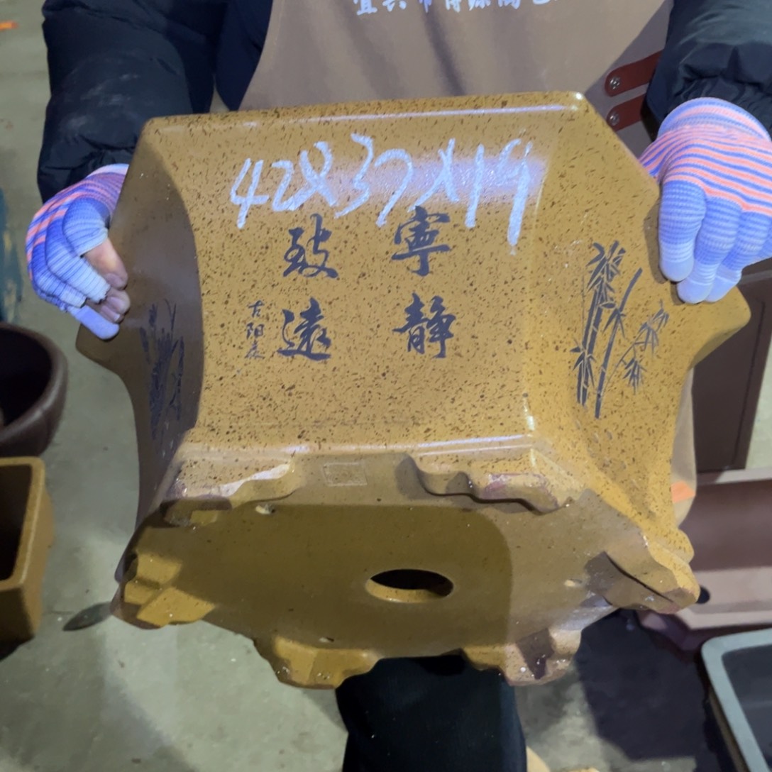 紫砂花盆盆景艺术
