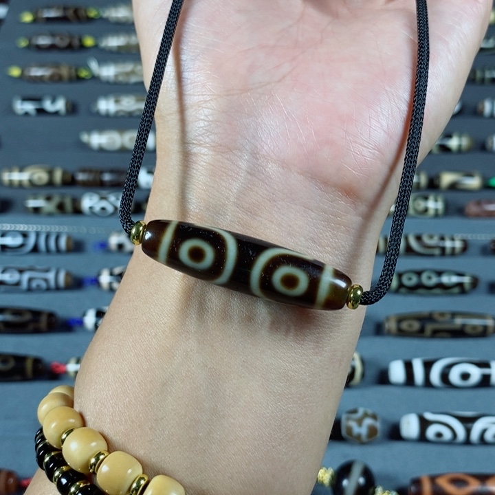 未镶嵌颈饰玛瑙/玉髓（覆膜）