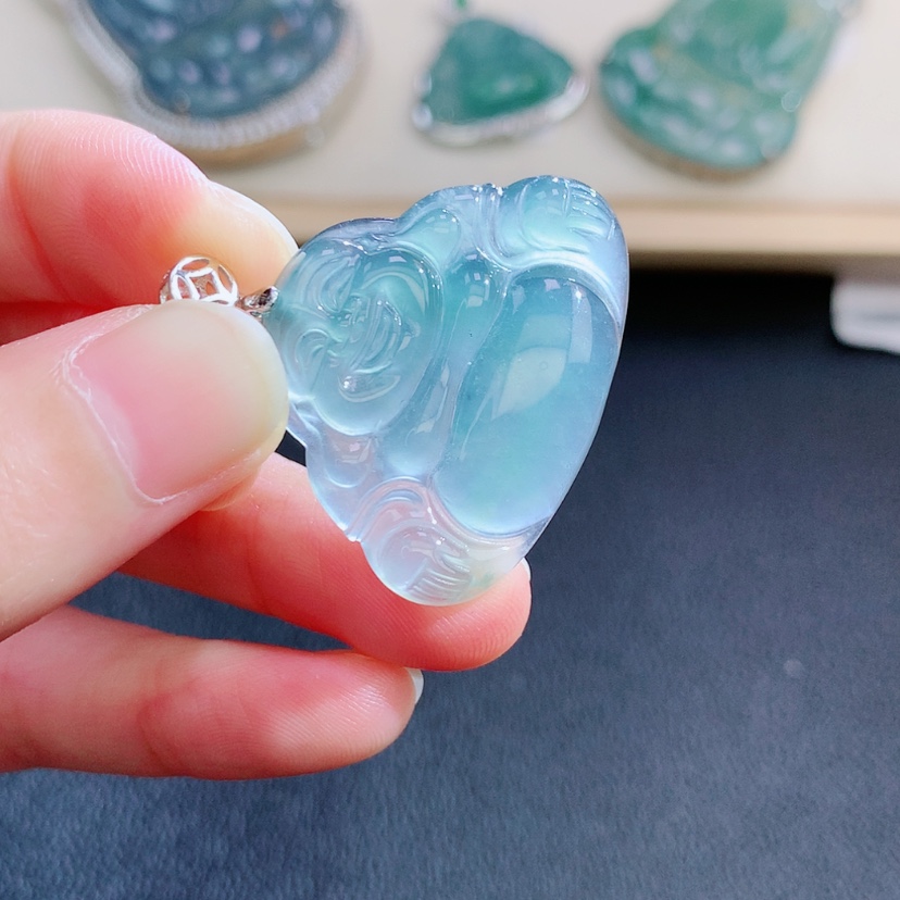 【闪购商品】翡翠颈饰未镶嵌翡翠