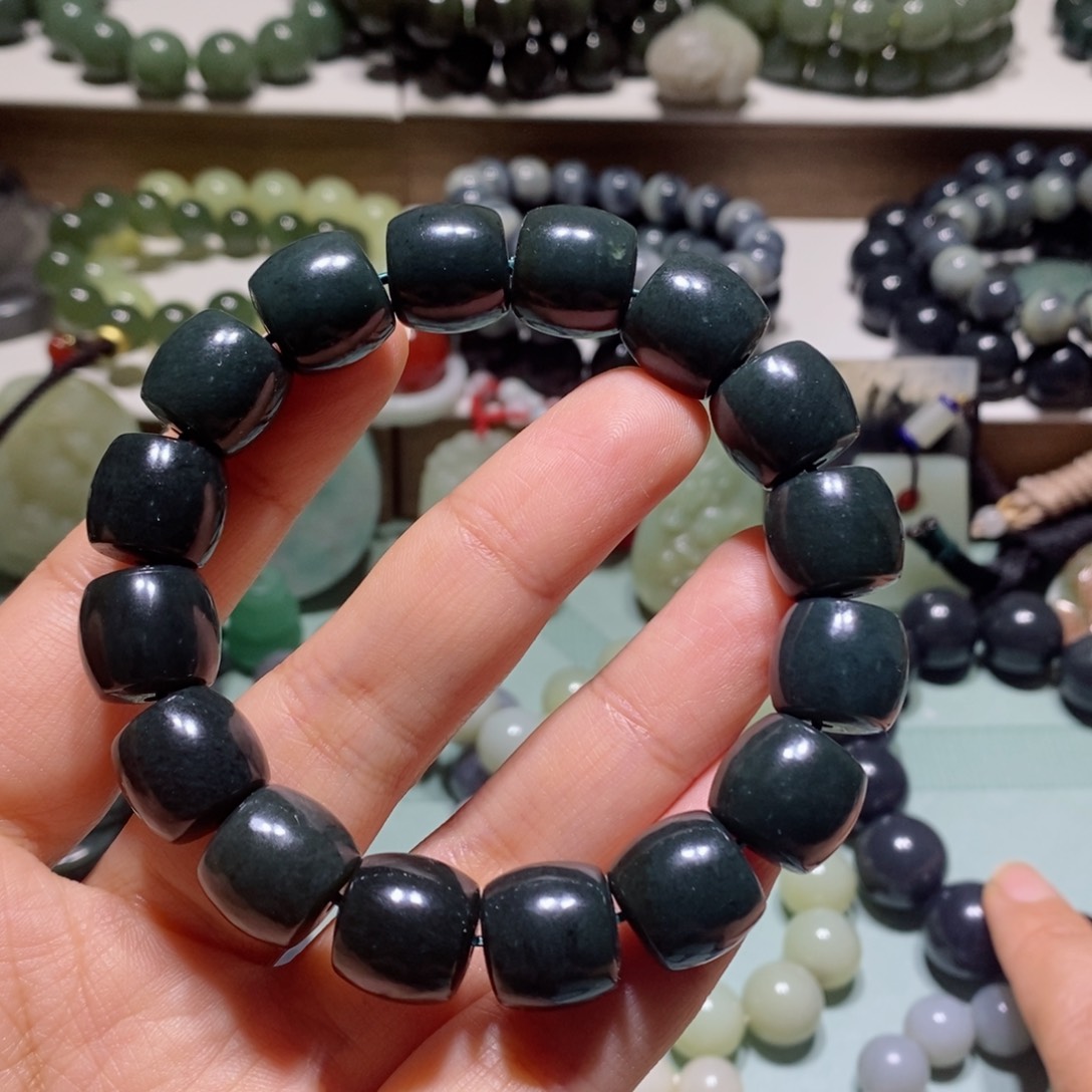 和田玉手链未镶嵌