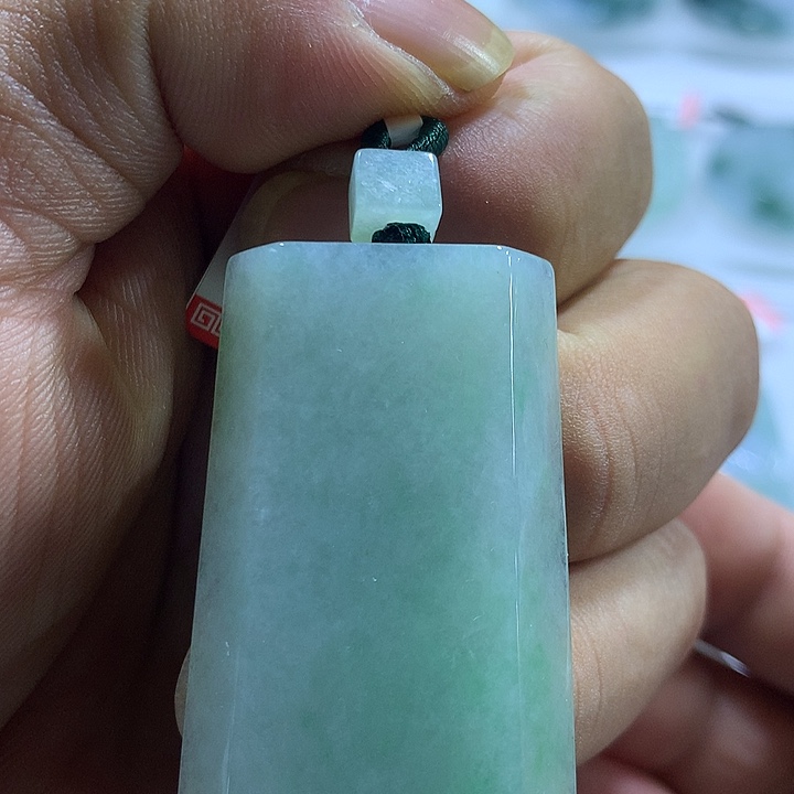 翡翠未镶嵌颈饰天然翡翠A货吊坠