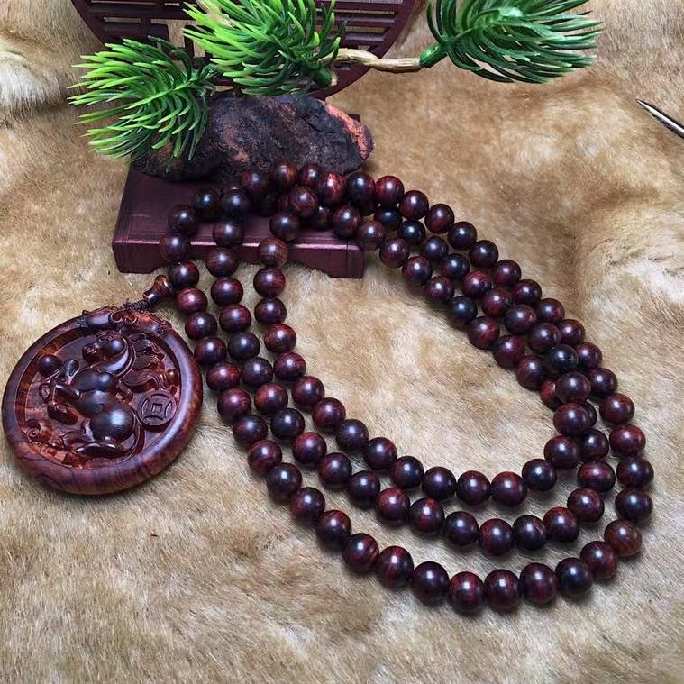 正宗海南‮油紫‬梨老料圆珠脖挂0.8*108颗 《马到成功》461吊坠