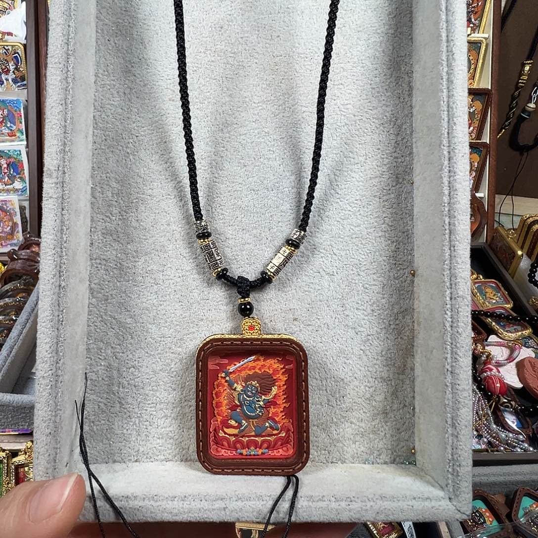 刘***奣吊坠不动明王擦擦4✖️3