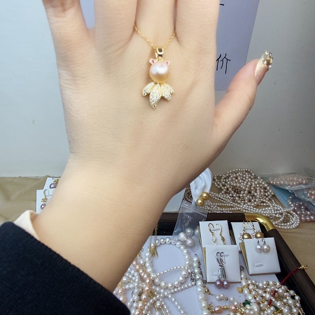 淡水珍珠吊坠(赠链)合金