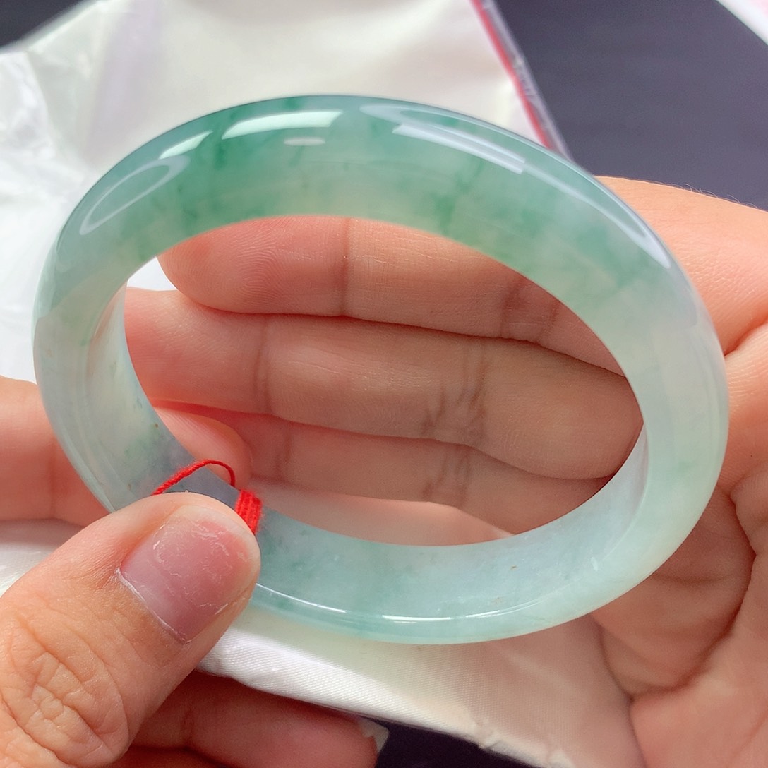 【闪购商品】翡翠手镯未镶嵌a 163381