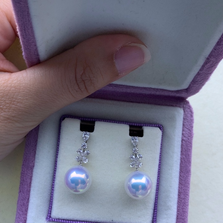 淡水珍珠耳饰18K金镶嵌努****菌