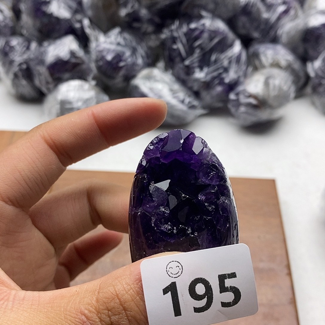 紫晶大型摆件（非配饰）未镶嵌
