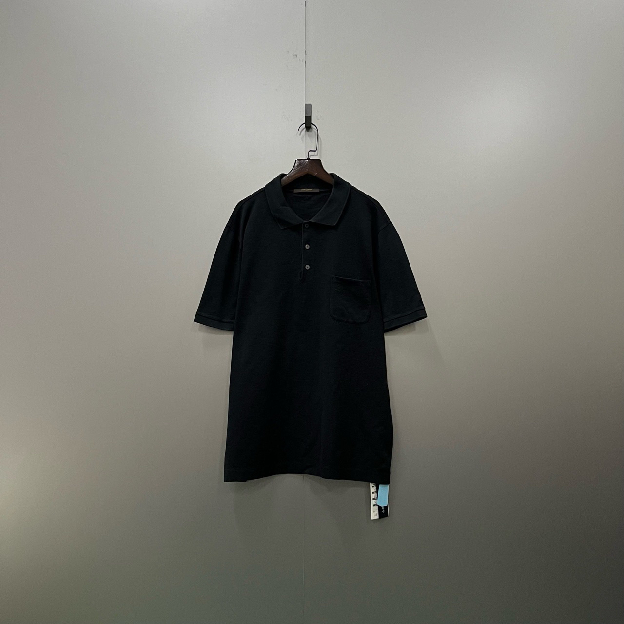 95新 LouisVuitton/路易威登 （ll） lv 黑色棋盘格polo衫 XXL码