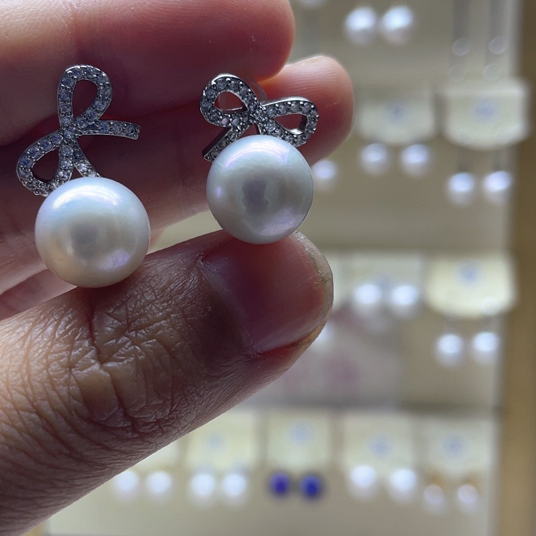 银S925镶嵌淡水珍珠耳饰